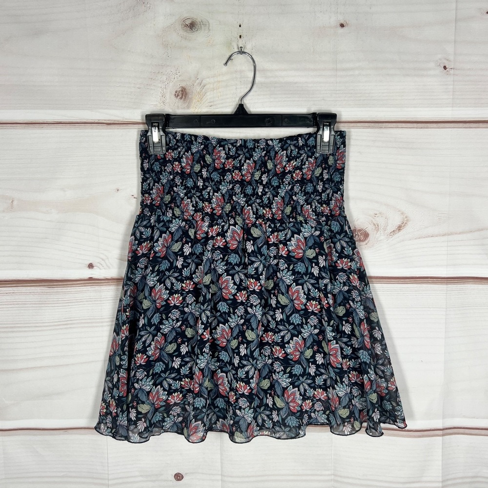 CAbi Skirt Women XS Blue Floral Chiffon Mini Flounce Smocked Waist Lined Pull On